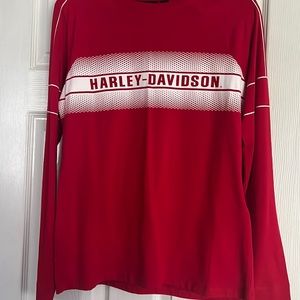 Harley Davidson long sleeve top!